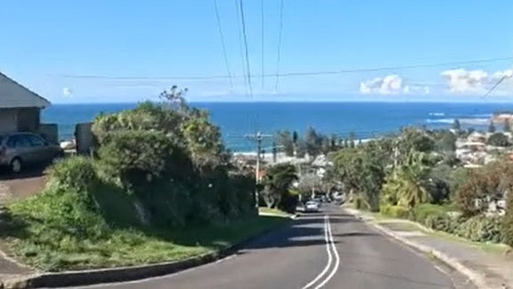 Beaches Electric Bikes - Steep Street Series: Analog Bike vs eBike - Alexander Street Collaroy